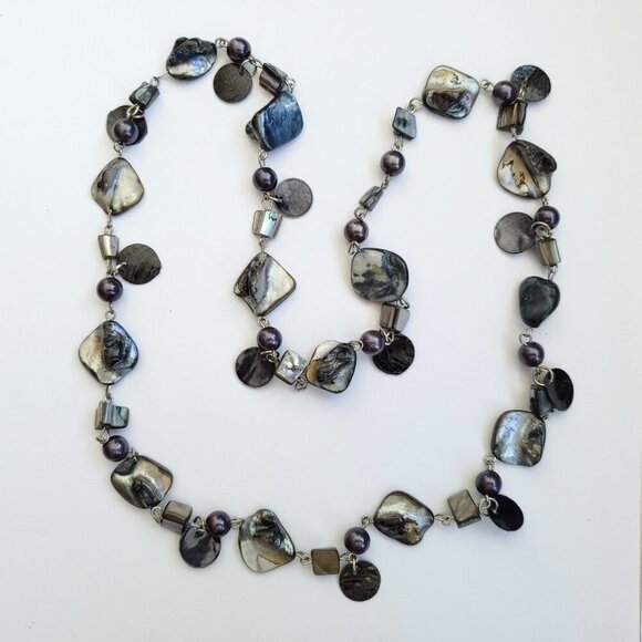 Beaded Abalone Shell Faux Pearl Necklace Dark Gray Silvertone - Picture 3 of 3
